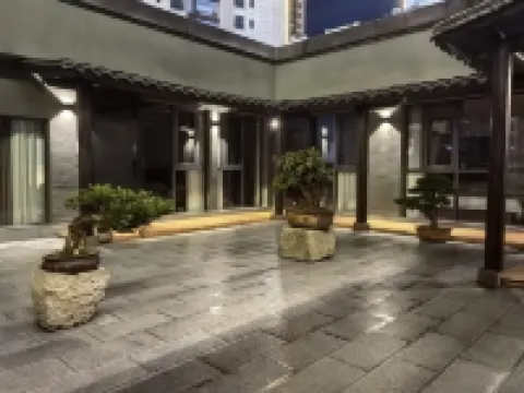 Anshun Guiyu Hotel (Anshun Ancient City Gufu Street)