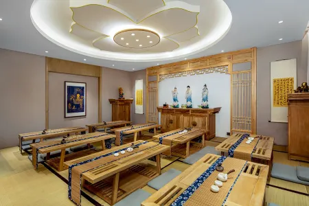 Wutai Mountain Wuchenshu Garden Homestay (Hanshan Temple) Отели рядом с достопримечательностью «Xiantong Temple»