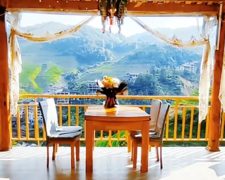 Longji Terraced Field Yiguanjing Homestay (Jinfo Summit Cable Car Station) Hotels in Longsheng