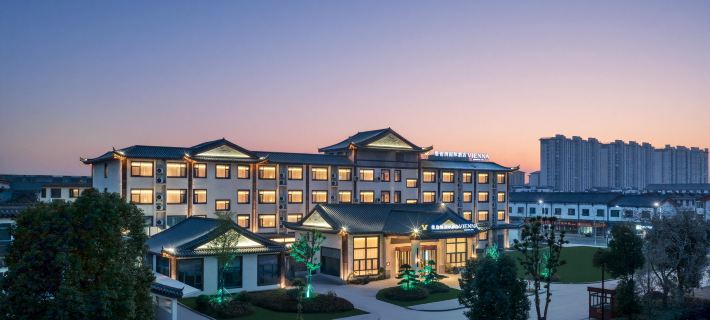 Vienna International Hotel (Huai'an Jinhu Yao Emperor Ancient City) Hotels in Jinhu