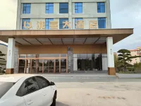 Jingfang E-sports Hotel (Luoding Huanshi East Road Branch)