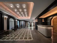 FAN Blooming Flowers · 1908 | Shanghai Luxury Accommodation