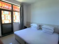 Meifeng Homestay (Luyashan Scenic Area) Hotel di ningwu