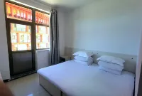 Meifeng Homestay (Luyashan Scenic Area)