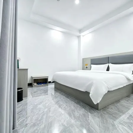 Huali Xirui Hotel (Axilixi Jiucaiping Scenic Area)