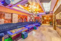 Hong Qi Qu Holiday Hotel