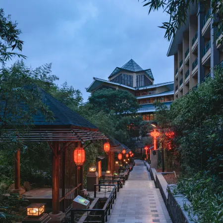 Longmen Dipai Hot Spring Resort