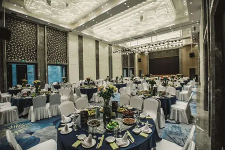 Xining Mansion Отели рядом со станцией Xining Railway Station