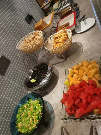 Jinxiu Jinshan Yunhai Hotel Отели рядом с достопримечательностью «Shijiazhuang Vocational Technology Institute»