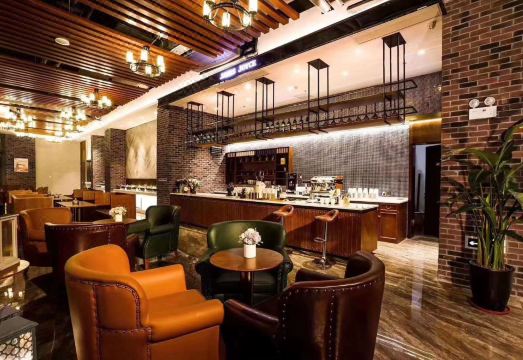 Huainan Gymnasium Industry and Trade Vocational and Technical College JAMES JOYCE COFFETEL Hotel Overview