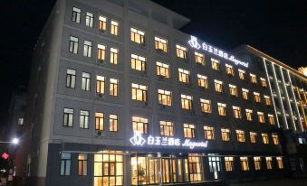 Magnotel Hotel (Dongying Qingfeng Lake South Yilu)