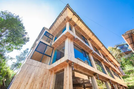 Longsheng Longji rice homestay Отели рядом с достопримечательностью «Golden Buddha Peak View Point»