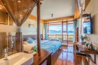 Lugu Lake 97 Rendezvous Lakeside Resort (Puluo Flower Sea Wharf Branch) - 3つ星