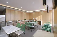 Shankee Tea Style Hotel (Yuncheng Shuihu East Road)