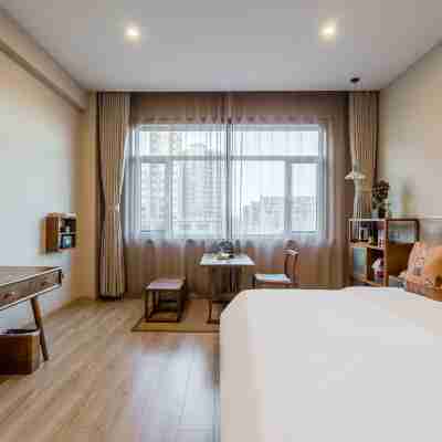 舍一茶事文化酒店（呼和浩特大召寺店） Rooms