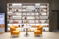 HanTing Hotel (Zigong Lantern Park)