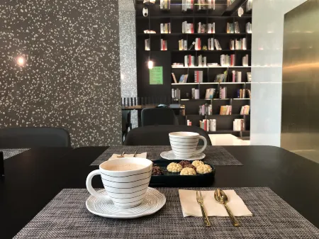 Insio Hotel (Shenzhen Shekou Maritime World) Отели рядом с достопримечательностью «Nanshan Library»