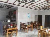 Golden Waterfall Hotel Hotels in Yichuan