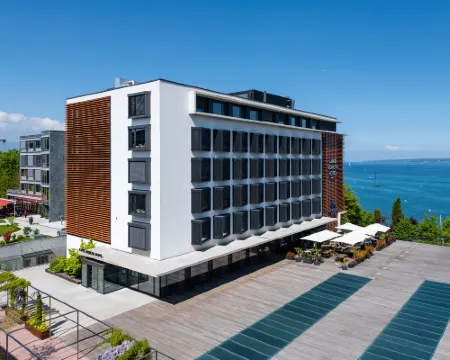 โรงแรมเลคเจนีวา โรงแรมในเจนีวา