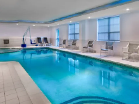 Hampton Inn Buffalo-Williamsville Hotels in Amherst