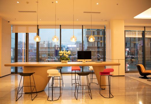 홀리데이 인 익스프레스 선전 룽화