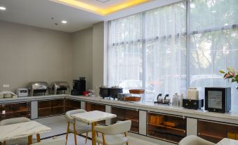 Jinjiang Inns Shanghai Minhang Dongchuan Road Hotel