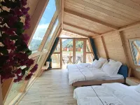 Baoxing Shenmu Lei Mountain Villa