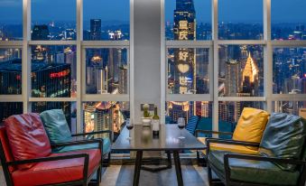 Meisu Tianqing High Altitude View Hotel (Chongqing Jiefangbei Hongya Cave)