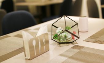 Homeinn Hotel (Jixi Jinlong Building Railway Station Wanda Plaza)