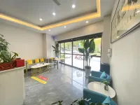 Ankang Duo Shangke Light Luxury Hotel