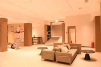 Borrman Hotel (Daye Qinglongshan Park Diaoyudao)