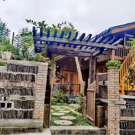 Jiangyou · Original Aspiration: Mountain Log Cabin Duplex Vacation Homestay