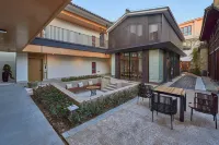 Hangzhou Jiande Yanzhou Ancient City. Looking at Shan Mei Yard. Hotels in Jiande