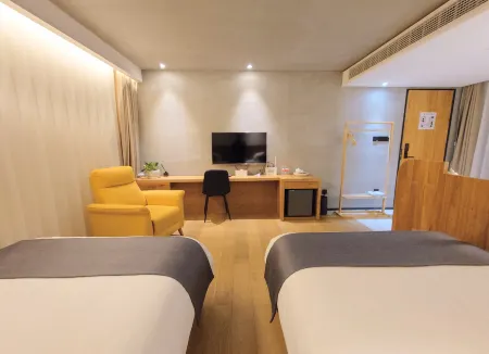 Season Faxian Designer Holiday Homestay Отели рядом с достопримечательностью «The Guest-Greeting Pine»