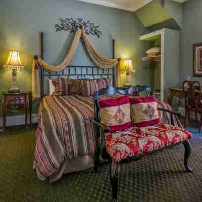 Rose Garden Inn Rooms