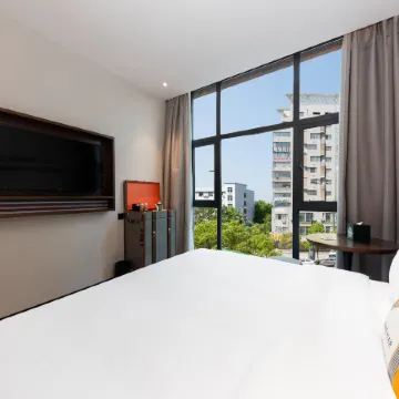 City Comfort Premier Hotel (Daye North Station Qilijie Road)