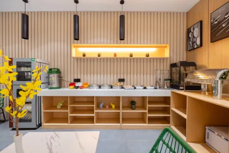 Shankee Tea Style Hotel (Yongzhou Lingling Ancient City) Отели рядом со станцией Lingling Railway Station