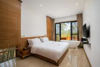 Ch'an Town Resorts Hotels in Longnan