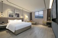 Country Inn & Suites by Radisson, Jiujiang BALIHU International Automobile City