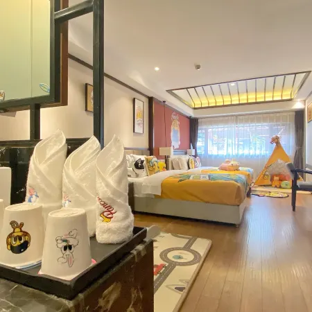 Kunming Pillowstone Woyun Boutique Hotel (Nanping Pedestrian Street Jinma Bijifang Branch)