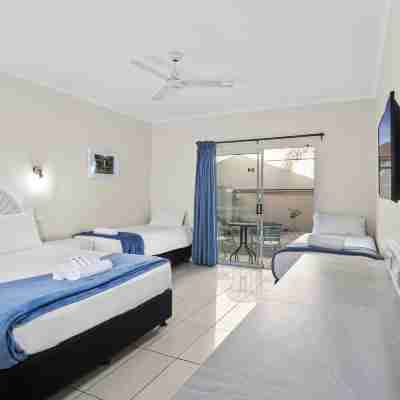 ホテル・トロピック Rooms