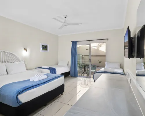 Hotel Tropiq Rooms Photos
