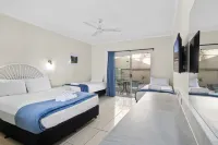 Hotel Tropiq Hotels in Cairns North