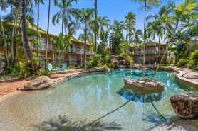 ホテル・トロピック