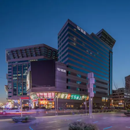 Beijing New World Centre Tongpai Hotel