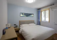 Huating Hotel (Beijing Shijingshan Gucheng Subway Station) فنادق في 