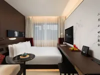 The Yun Collection Guangzhou Yong Qing Fang Hotels near Li Wan