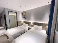 7Days Inn Chain Hotel (Zhongjiang Kuishan Park) - parking