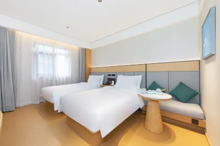 JI Hotel (Beijing Qianmen Subway Station)