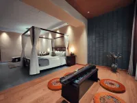 FLOWERY RESORT